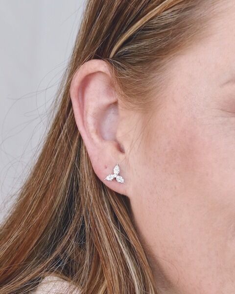 ✨ Timeless Elegance, Everyday Sparkle ✨

Experience the beauty of lab-grown diamonds with our 0.38ct Diamond Earrings in 10K White Gold. Ethically crafted, brilliantly radiant, and perfect for any occasion. 💎💫

Upgrade your jewellery collection with sustainable luxury today! 💖 

#laganijewellery  #labgrowndiamonds  #ethicalluxury  #timelesselegance 

📩 DM us to order!